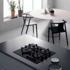 Whirlpool Варильна поверхня газова на склі, 60см, чавун, конфорка з подвійним рядом полум'я, чорний