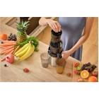 Sencor Соковитискач відцентрований 200Вт, жмих-0.6л, жолоб на ціле яблуко, пластик/метал, нерж. сталь-чорний