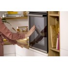 Gorenje Духова шафа електрична, 77л, A+, пара, дисплей, IconLed, піроліз, чорний