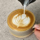 Electrolux Кавоварка рожкова, 1л, мелена, ручний капуч, LED-дисплей, підігрів чашок, нерж