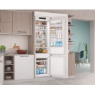 Холодильник Indesit INC20T321EU