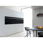 Whirlpool Мікрохвильова піч вбудована, 40л, електронне упр., 900Вт, гриль, дисплей, конвекція, чорний