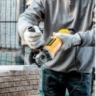 Шліфмашина кутова DeWalt 950Вт 125мм 12000об/хв 1.8кг Шліфмашина кутова DeWalt 950Вт 125мм 12000об/хв 1.8кг