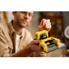 Конструктор LEGO Icons Трансформери. Бамблбі