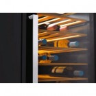 Candy Холодильник для вина, 84.5x49х55, холод.відд.-118л, зон - 1, бут-41, ST, дисплей, чорний