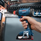 Bosch Гайковерт ударний GDX 180-Li, акум., 2х18 В, 180 Нм, M6-M14, 1.1кг, кейс Bosch Гайковерт ударний GDX 180-Li, акум., 2х18 В, 180 Нм, M6-M14, 1.1кг, кейс