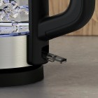 Electrolux Електрочайник, 1,7л, Strix, скло, чорний+нерж Electrolux Електрочайник, 1,7л, Strix, скло, чорний+нерж