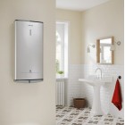 Ariston Водонагрівач електр. плаский слім VELIS TECH 80 EU, 80л, 2*1,5кВт, ун. монтаж, електр. кер-ння, B, Італія, Сірий Ariston Водонагрівач електр. плаский слім VELIS TECH 80 EU, 80л, 2*1,5кВт, ун. монтаж, електр. кер-ння, B, Італія, Сірий