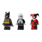 LEGO Конструктор Batman Бетмен на бетмобілі проти Харлі Квін і Містера Фріза