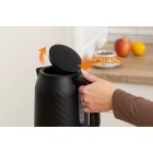 Електрочайник Gorenje 1.7л, Strix контроль, чорний матовий