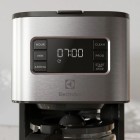 Electrolux Кавоварка крапельна, 1.375л, мелена, дисплей, програмований таймер, нерж Electrolux Кавоварка крапельна, 1.375л, мелена, дисплей, програмований таймер, нерж